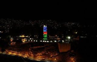 Bursa’nın tarihi sembolü Tophane Saat Kulesi Azerbaycan’ın...