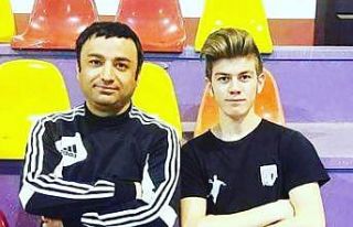 Büşra Bostan, ağabeyinin hentboldaki emanetini...