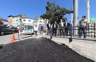 Büyükorhan, meydanına kavuşuyor