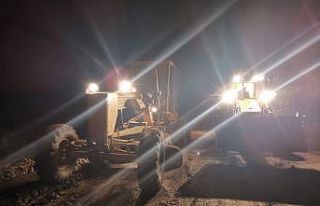 Büyükşehir ekipleri şiddetli yağış sonrası...