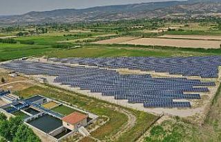 Büyükşehir güneş tarlaları ile 4,1 milyon KWh’lik...