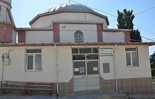 Cami imamı koronaya yakalandı, cemaat karantinaya...