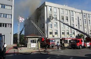Çekmeköy’de tekstil atölyesinde yangın çıktı