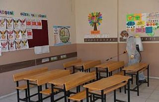 Çiğli’de okullar dezenfekte edildi