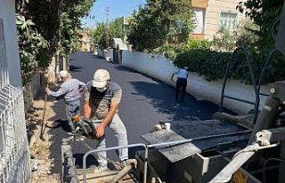 Cumhuriyet Mahallesinde asfalt çalışmaları başladı