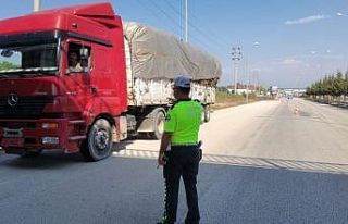 D-100 karayolunda emniyetten trafik uygulaması