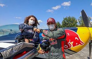 Dario Costa, İstanbul’da havada akrobasi heyecanı...