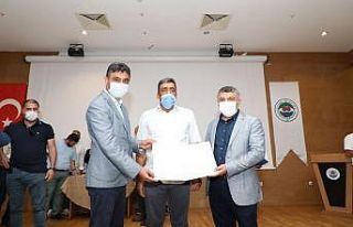 Dilovası’nda 240 kursiyer belgesini aldı