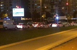 Diyarbakır’da yasaklara rağmen tehlikeli düğün...