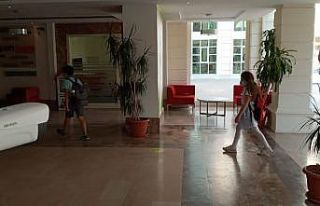 Doğa Koleji’nde öğrencilerin ateşi termal kameralarla...