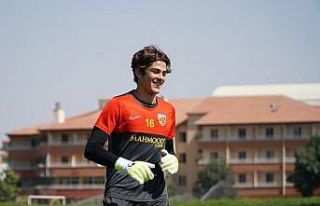 Doğan Alemdar ve Adem Doğan U19 milli takımın...