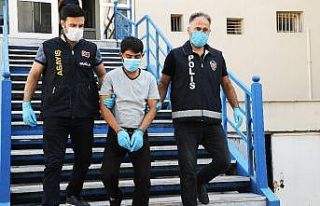 Dolandırıcılar emekli savcıyı 380 bin TL dolandırdı