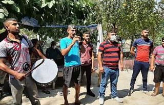 Düğünler yasaklandı, davulcular işsiz kaldı