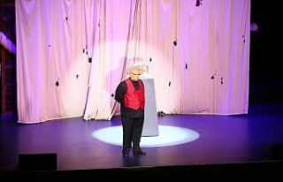 Dümbüllü Kavuğu’nun yeni sahibi Şevket Çoruh...