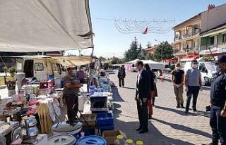 Dumlupınar ilçe pazarında sıkı denetim