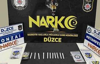 Düzce’de 4.5 kilo esrar ele geçirildi