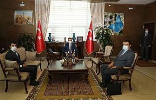 Edebiyat Derneğinden Vali Çağatay’a ziyaret