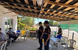 Edirne geneli jandarma ekiplerinden korona denetimleri