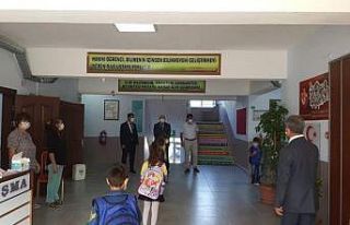 Edremit’te ilk ders zili çaldı