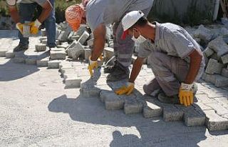Efeler Belediyesi Yeniköy’de çalışmalara devam...