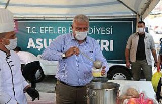 Efeler Belediyesi’nden aşure ikramı