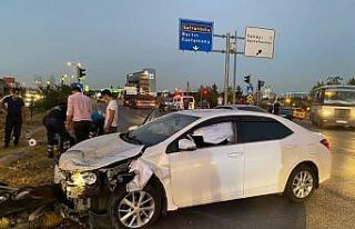 Ehliyetsiz sürücü kırmızı ışıkta geçerek...