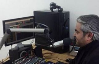 Elazığ’daki radyolar Halil Sezai şarkıları...