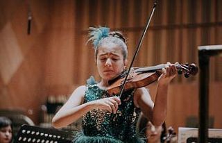 Elif Su’dan, uluslararası müzik yarışmasında...