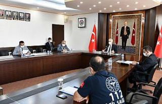 Elma hasat sezonunda yaklaşık 20 bin kişiye istihdam...