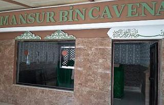 Emevi Komutanın Türbesi yenilendi