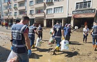 Emniyet ekipleri, sel felaketinde 7/24 görev aldılar
