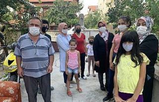 Engelli kızını döverken görüntülenen babanın...