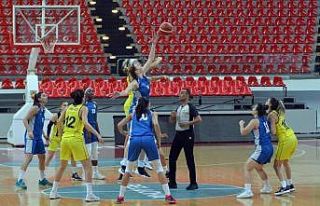 Erciyes Cup: İzmit Belediyespor:54 - Fenerbahçe:71