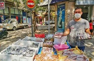 Erdek’te balıkçı tezgahları canlandı