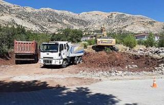 Erdemoğlu Ailesi Tut ilçesine taziye evi yaptırıyor