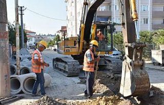 Erenler’de alt yapı ve üst yapı çalışmaları...