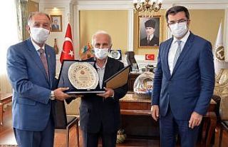 Erzurum’da yılın ahisi, kalfası ve çırağına...