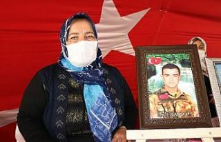 Evlat nöbetindeki ailelerin hayalleri yürek burkuyor