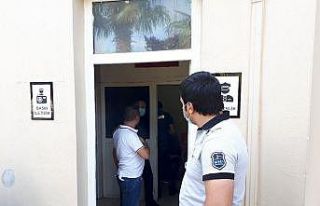 Evlendirme dairesinde para isteyen kişiyi polis gözaltına...