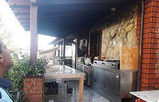 Fritözdeki elektrik kaçağı az daha oteli yakıyordu