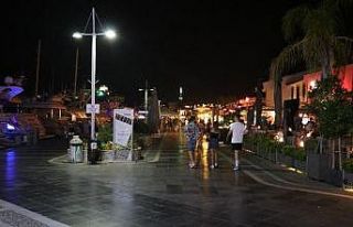 Gece 24.00’ten sonra Marmaris’te sadece insan...