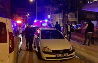 Gece vakti iki grup arasında silahlı çatışma:...