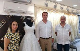 Genç kızlara ücretsiz gelinlik