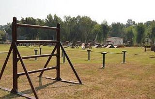 Geri dönüşüm atölyesinde üretilen ürünler...