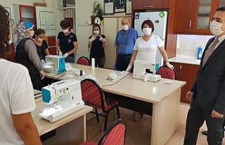 Germencikli kadınlar öğrenciler için üretiyor