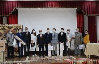 Gördes’te halıcılık paneli düzenlendi