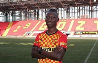 Göztepe, Nijeryalı orta saha Nwobodo’yu kadrosuna...