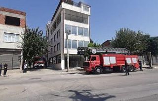 Güvercin kafeslerinde korkutan yangın