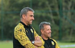 Hamzaoğlu: "Amacımız lig başlayana kadar...