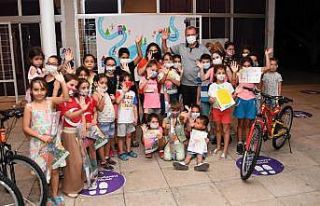 Hareketlilik Haftasında resim yaptılar, bisiklet...